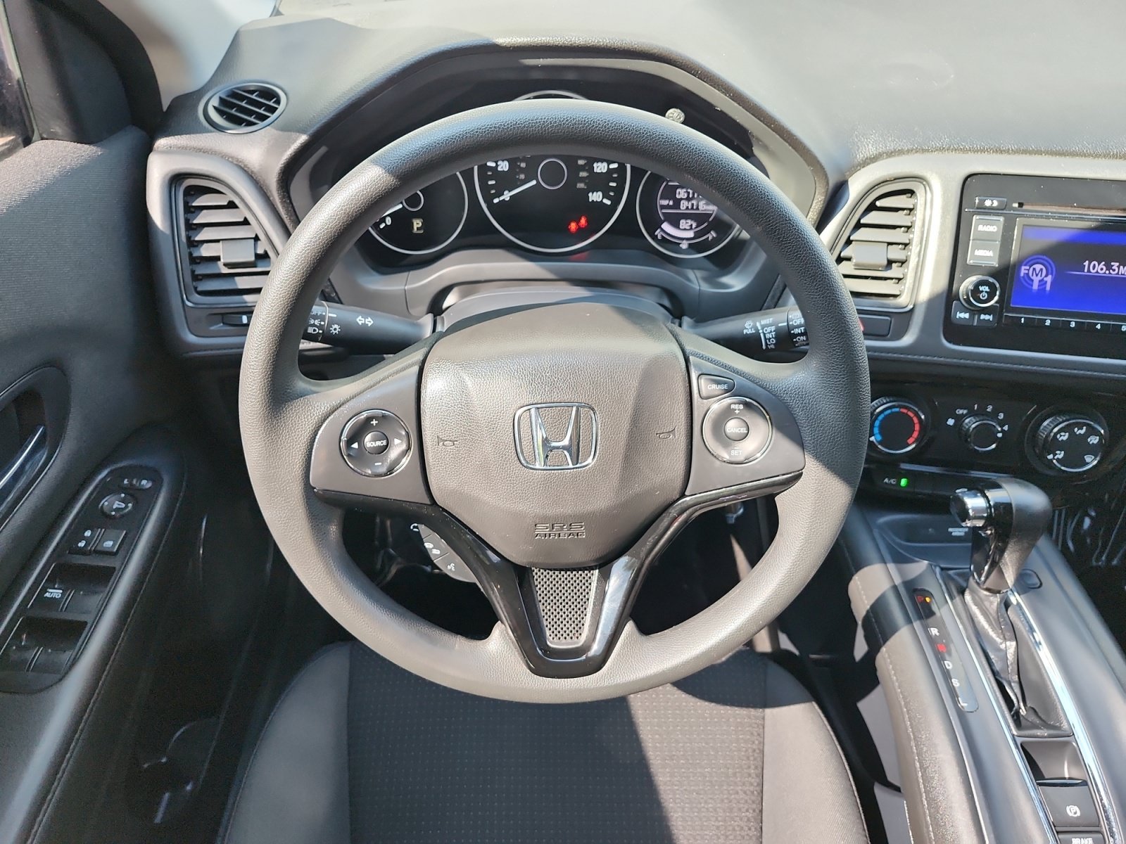 Used 2021 Honda HR-V LX image 11