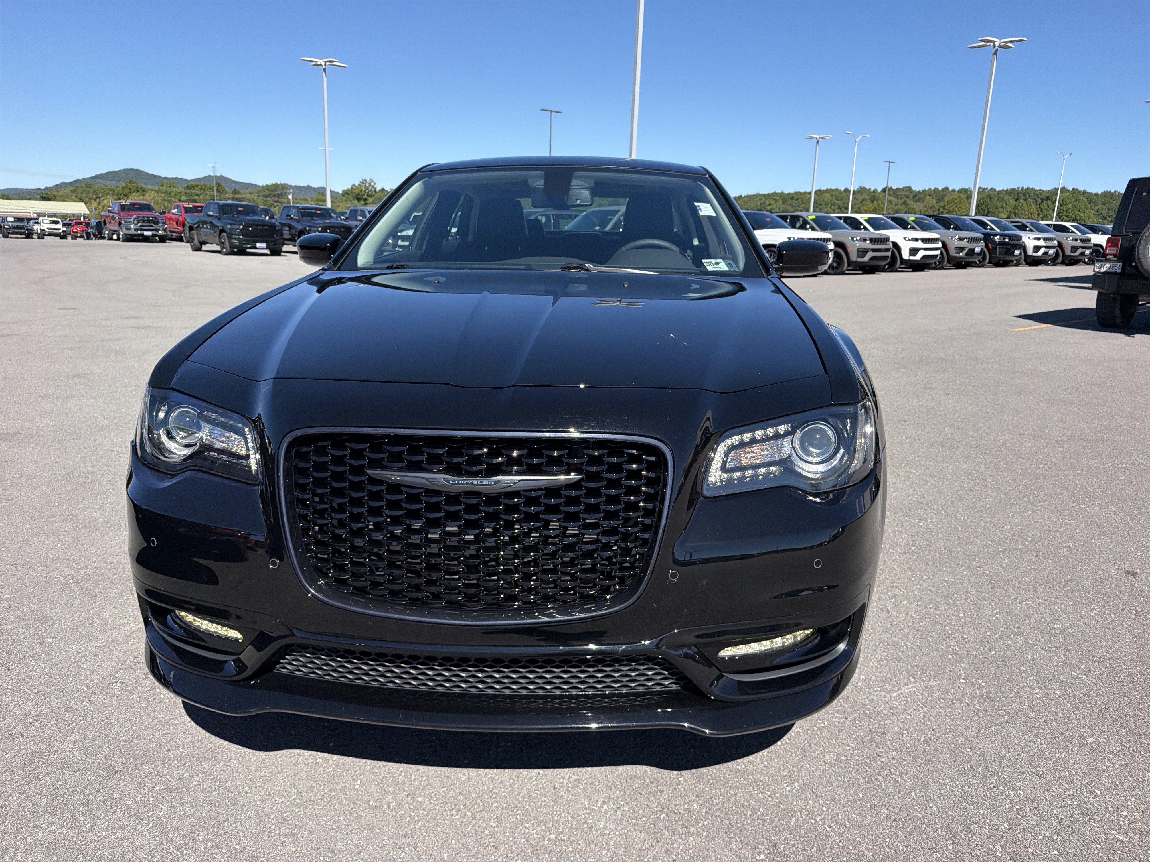 Used 2023 Chrysler 300 Touring L w/ Popular Equipment Group AWD/4WD image 2