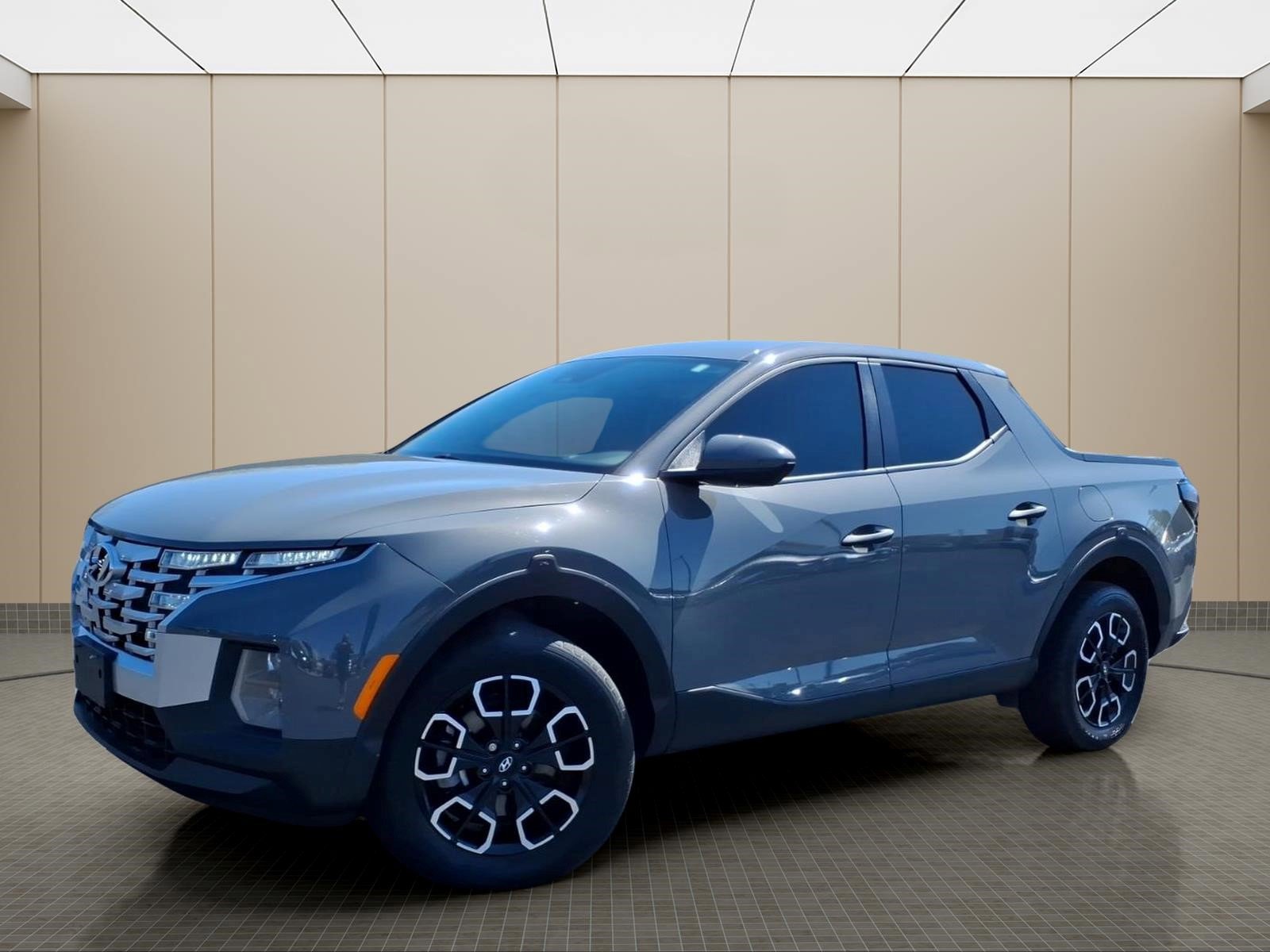 Used 2024 Hyundai Santa Cruz SE image 2