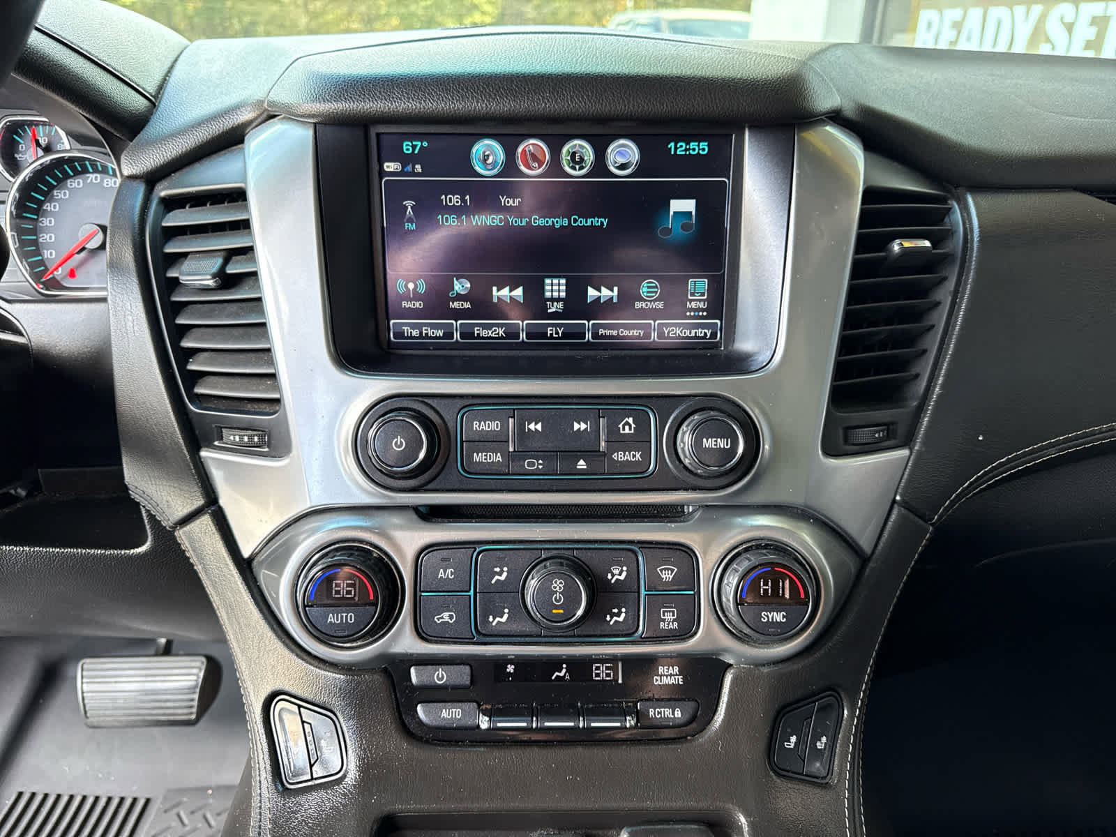 Used 2020 Chevrolet Tahoe LT image 18