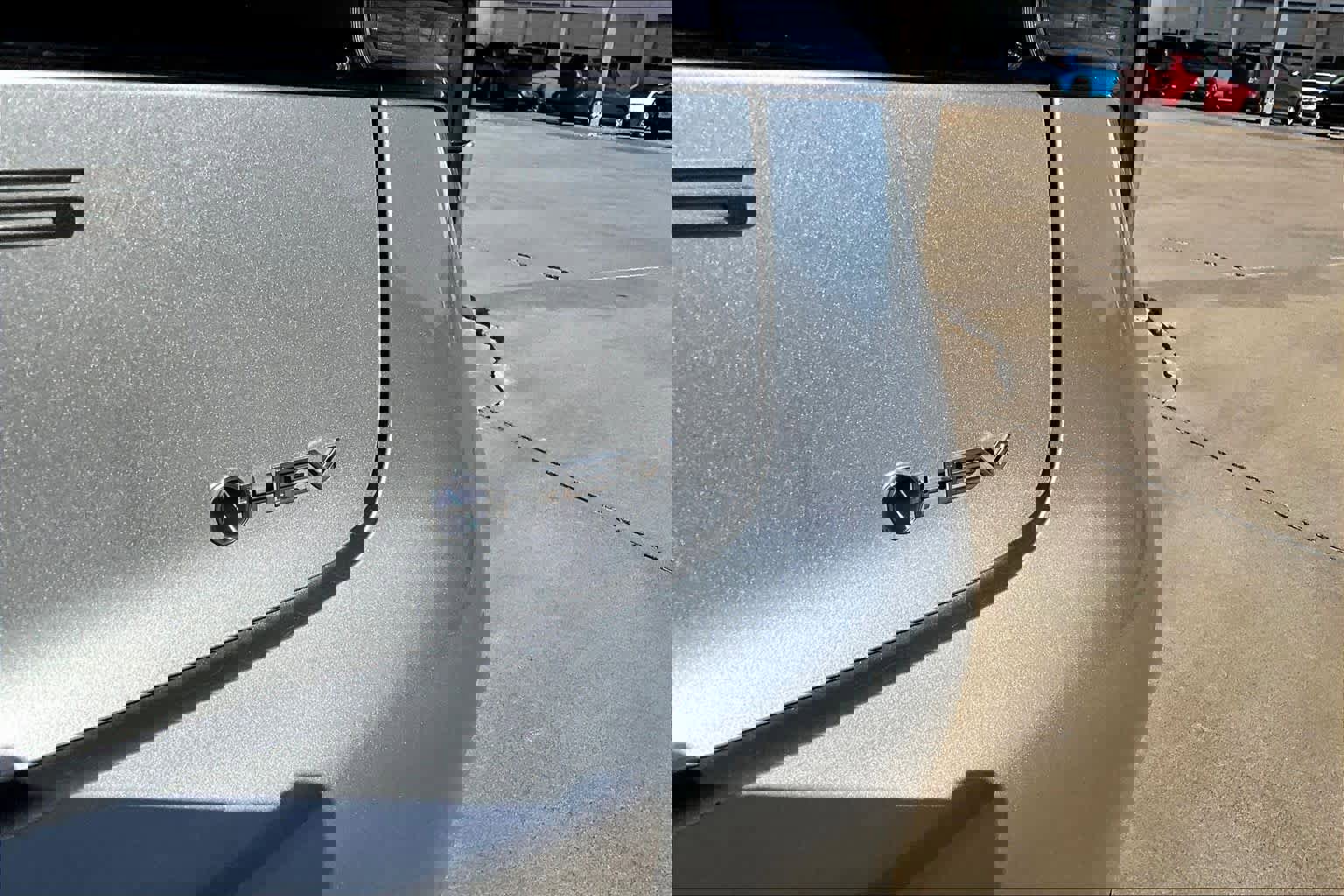 Used 2024 Toyota Prius XLE image 18