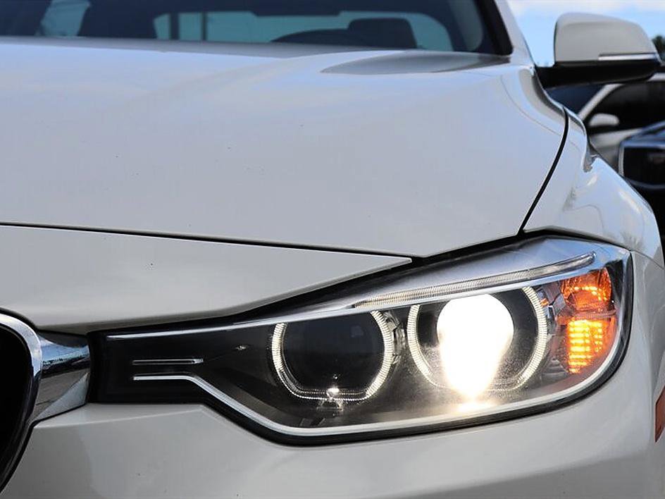 Used 2013 BMW ActiveHybrid 3 RWD image 10