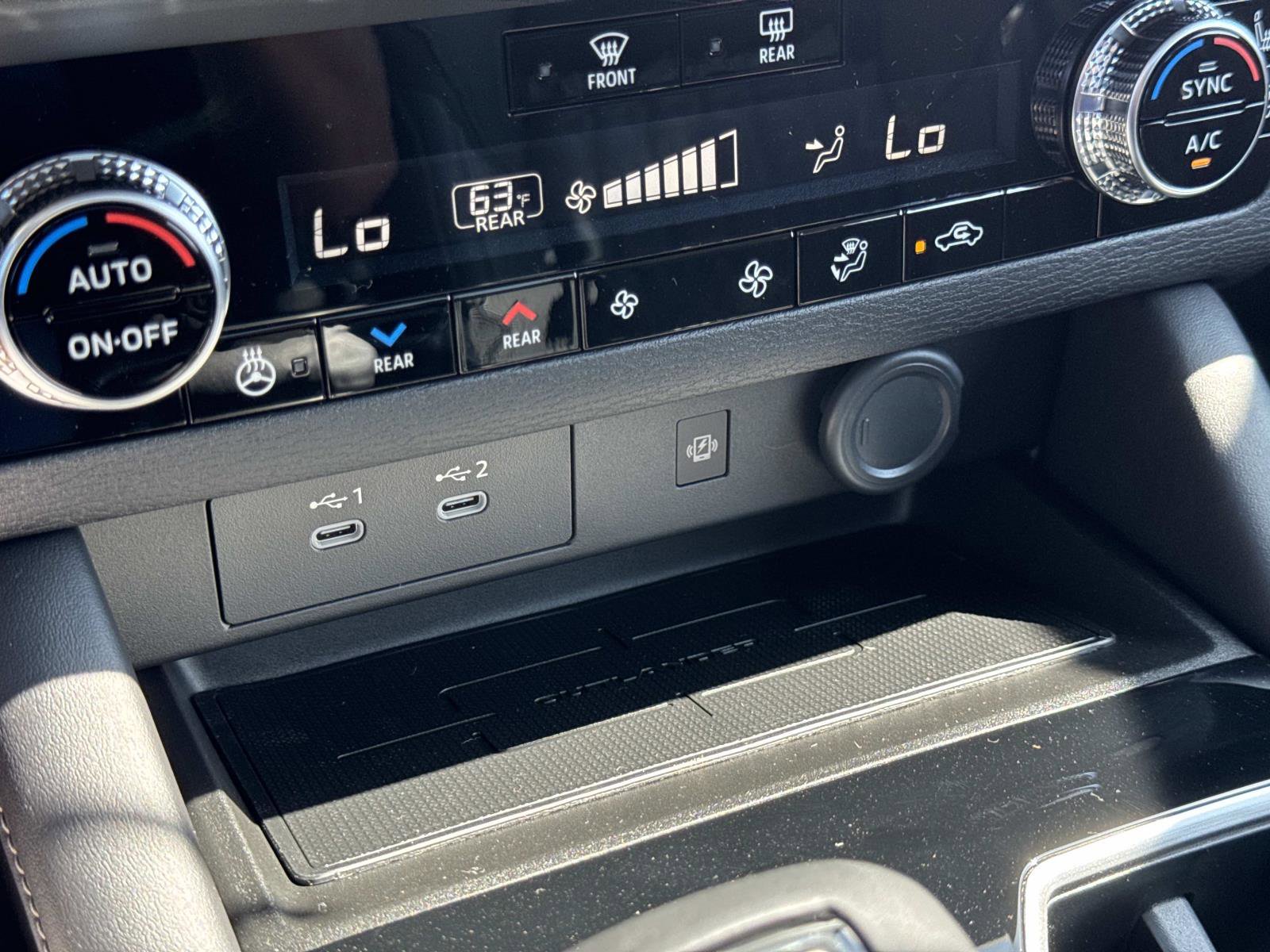 New 2025 Mitsubishi Outlander SEL image 26