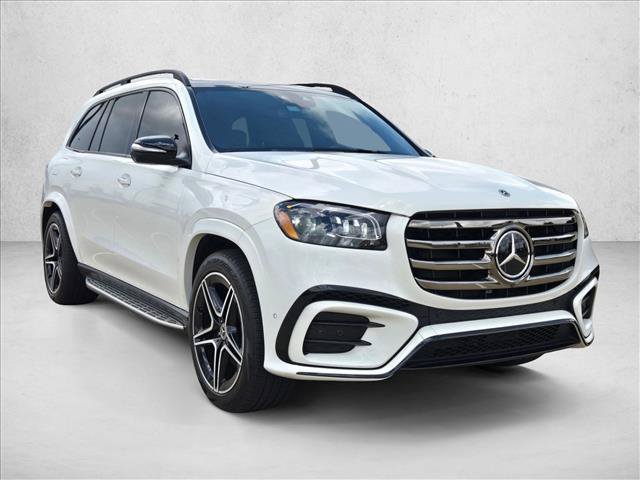 Used 2025 Mercedes-Benz GLS 450 4MATIC image 3