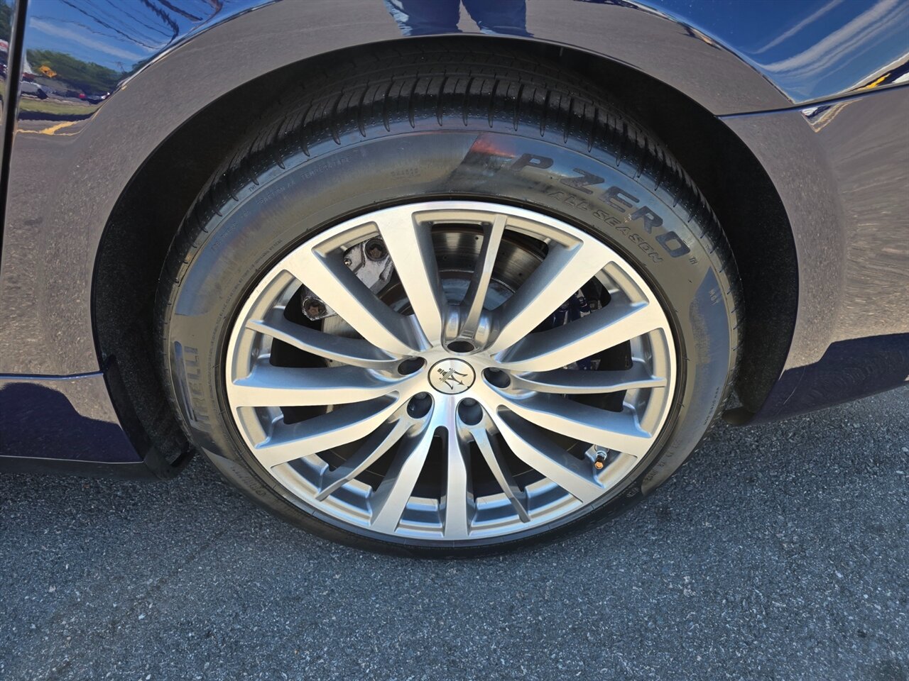 Used 2021 Maserati Quattroporte S Q4 AWD/4WD image 28