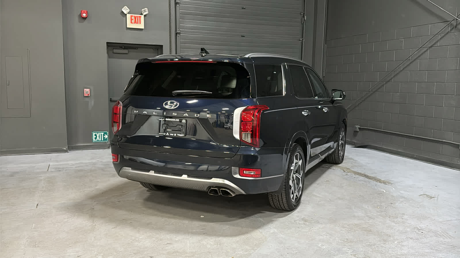Used 2022 Hyundai Palisade Calligraphy w/ Cargo Package FWD image 4