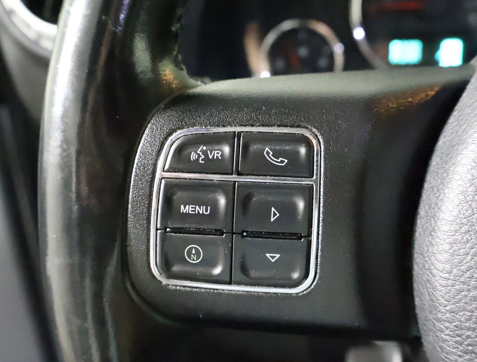 Used 2014 Jeep Wrangler Unlimited Sahara w/ Dual Top Group image 25