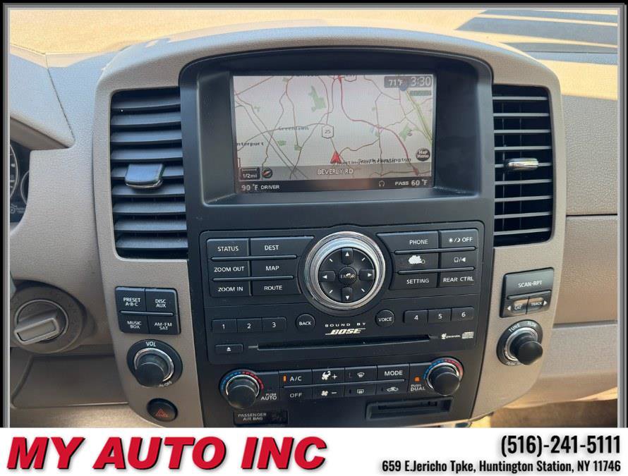 Used 2011 Nissan Pathfinder LE w/ Navigation Pkg image 17