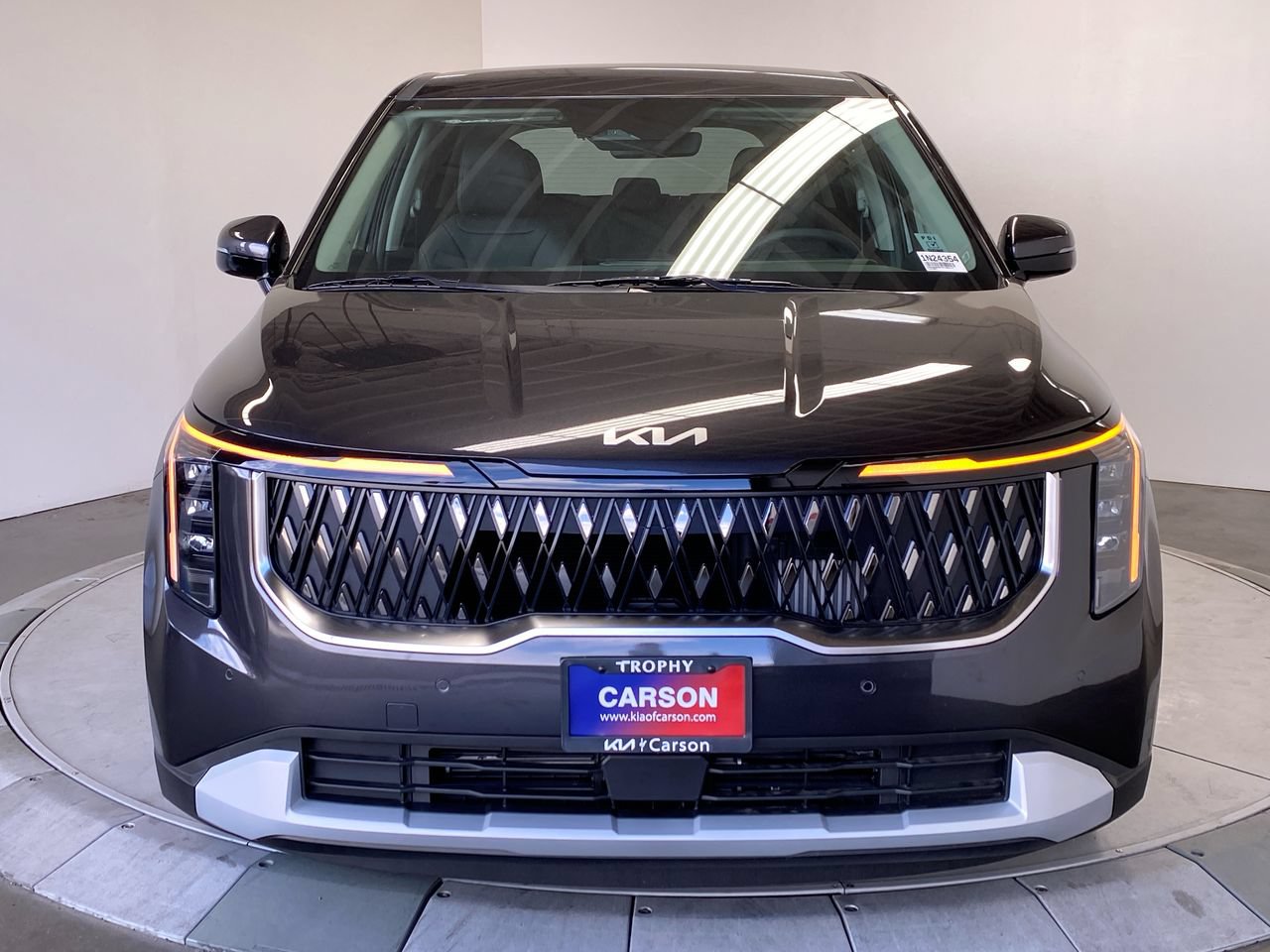 New 2027 Kia Carnival LXS FWD image 8