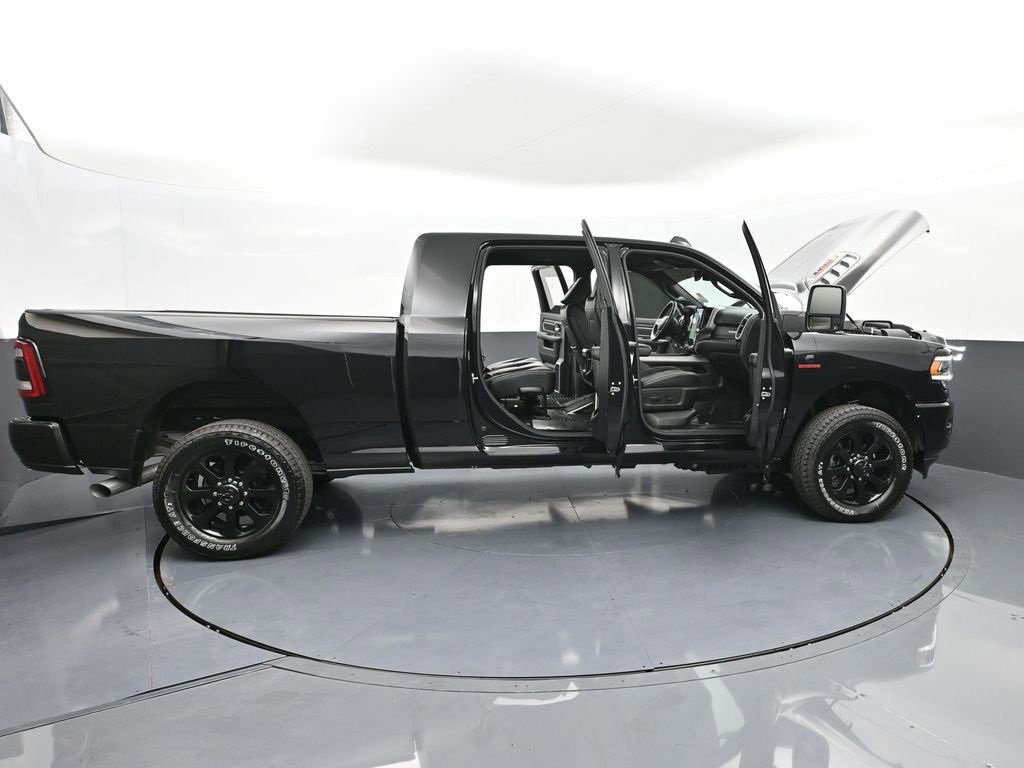 Used 2024 RAM 3500 Laramie w/ Night Edition image 50