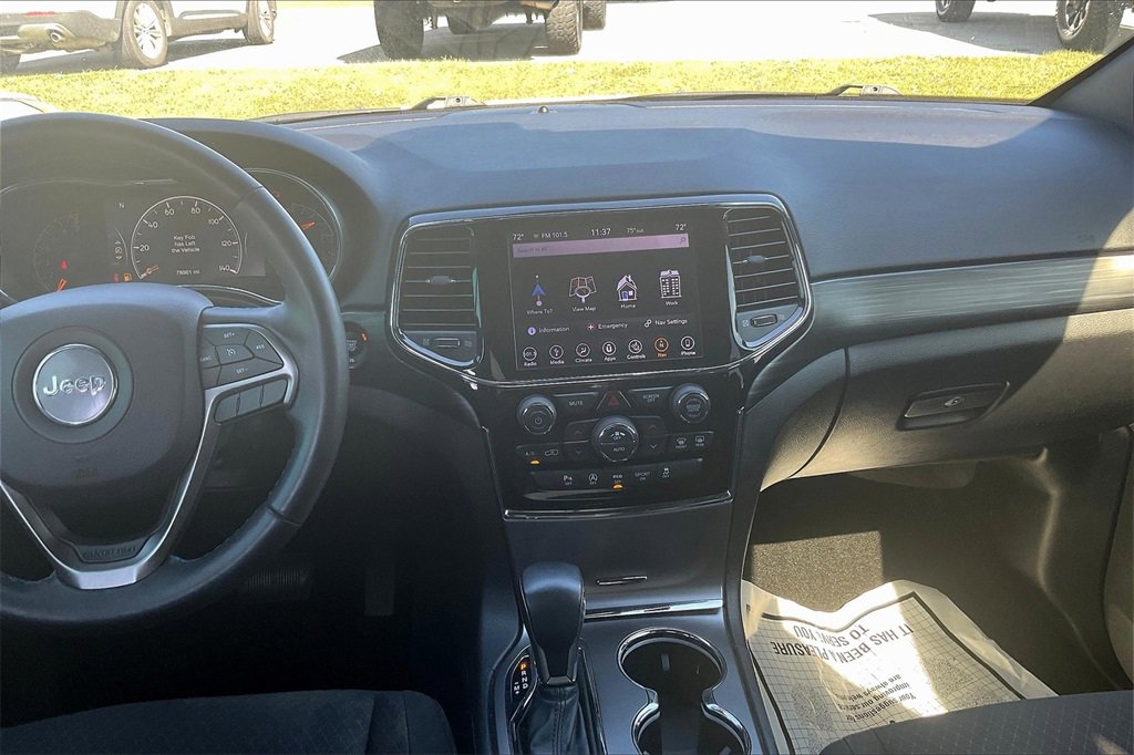 Used 2019 Jeep Grand Cherokee Laredo image 6