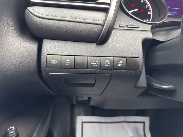 Used 2024 Toyota Camry SE image 17