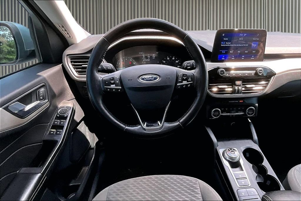 Used 2021 Ford Escape SE w/ Convenience Package FWD image 6