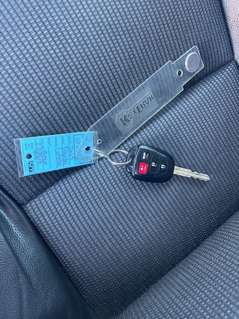 Used 2015 Toyota Corolla S image 76