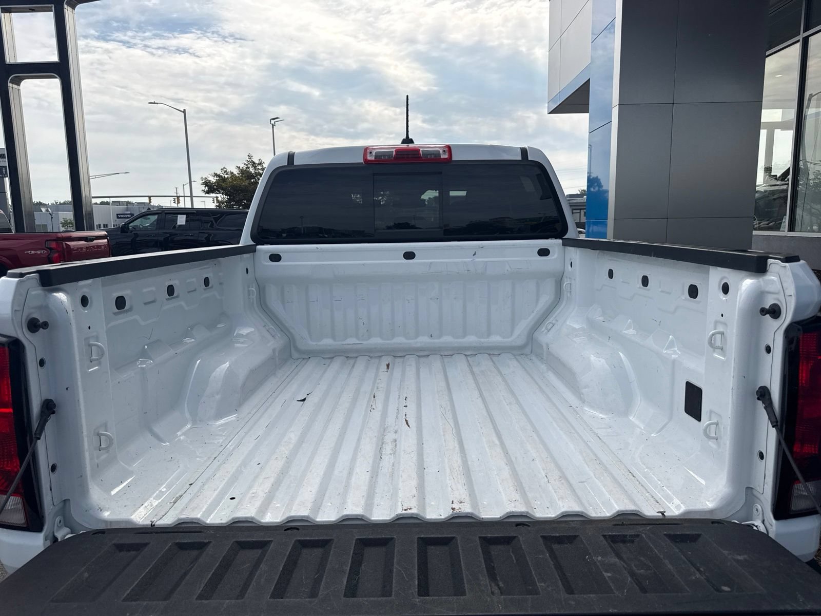 Used 2023 Chevrolet Colorado W/T w/ WT Convenience Package II AWD/4WD image 14