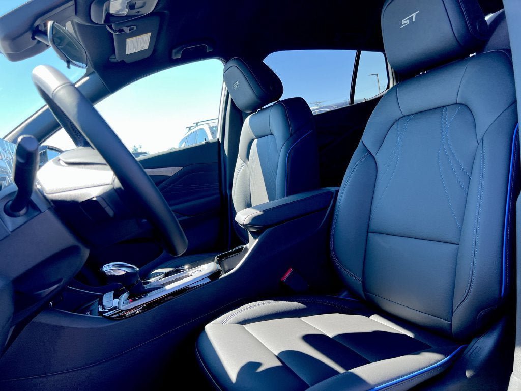 New 2026 Buick Envista Sport Touring w/ Convenience I Package FWD image 17