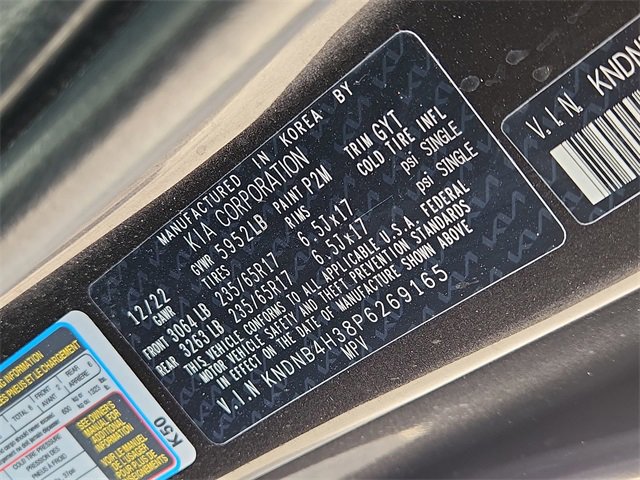 Used 2023 Kia Carnival LX image 31