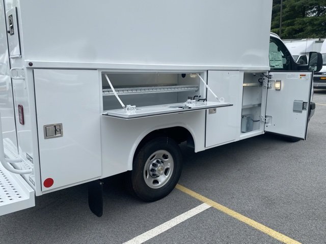 New 2025 Chevrolet Express 3500 w/ Power Convenience Package RWD image 33