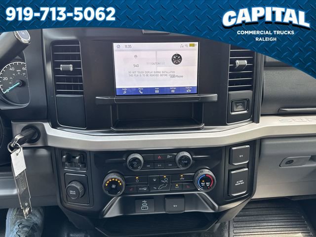 New 2025 Ford F450 XLT w/ XLT Value Package image 27