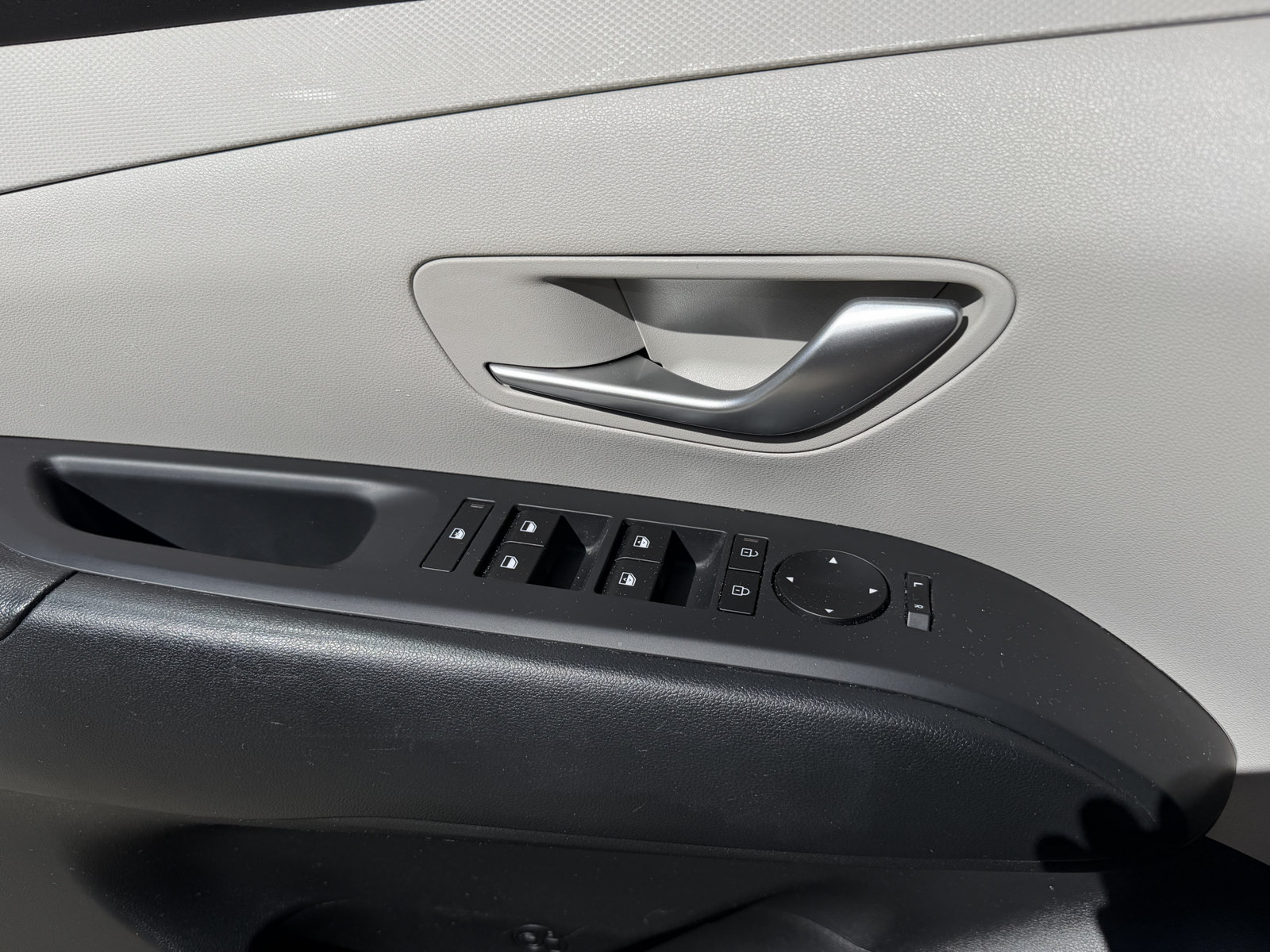 Used 2025 Hyundai Tucson SEL FWD image 21