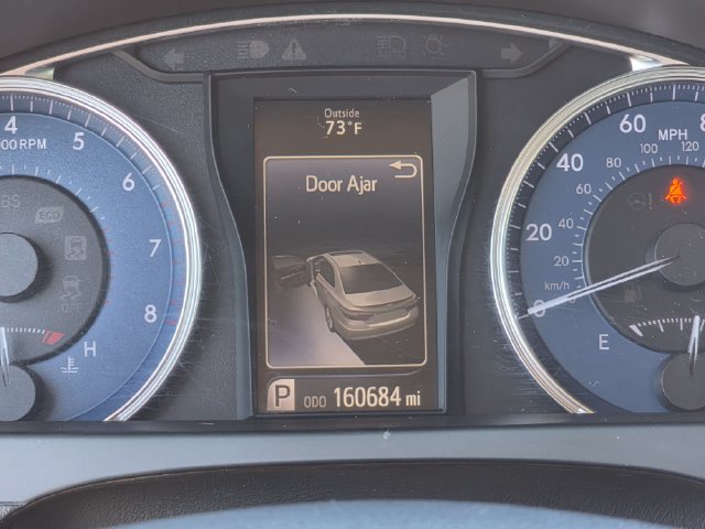 Used 2016 Toyota Camry XLE FWD image 11