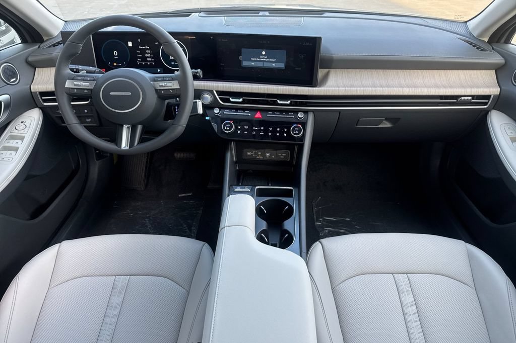New 2026 Hyundai Sonata Limited FWD image 13