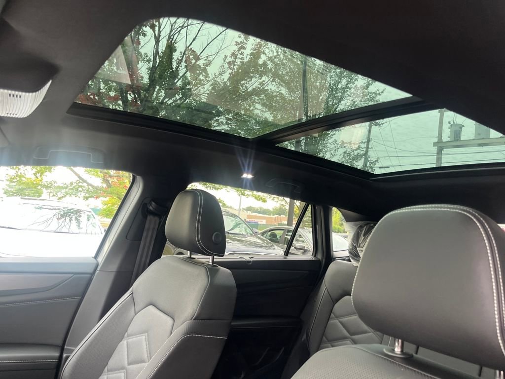 New 2026 Volkswagen Atlas Cross Sport SE image 15