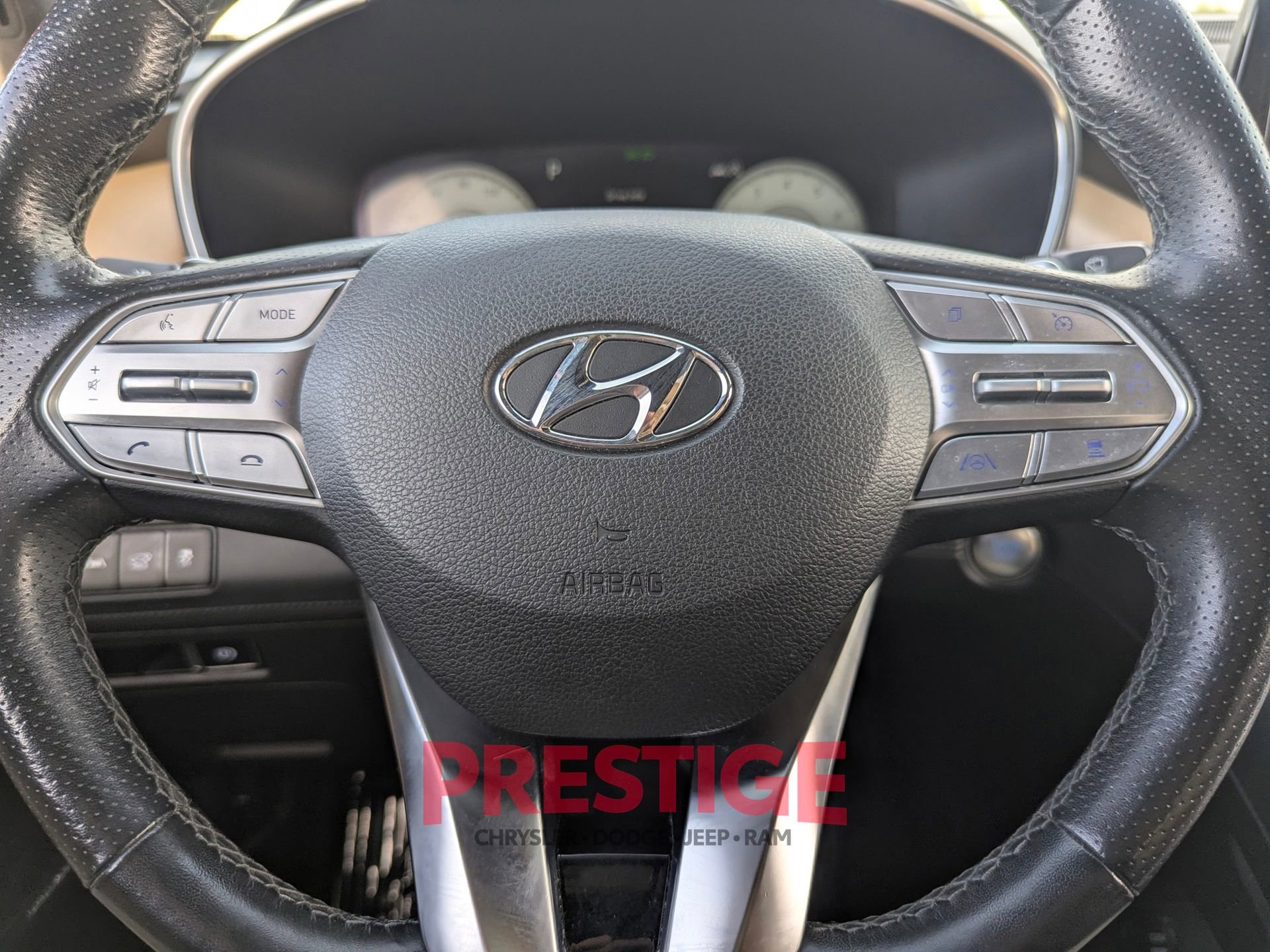 Used 2023 Hyundai Santa Fe Calligraphy w/ Cargo Package image 16