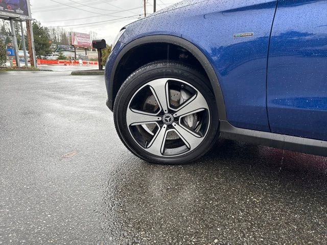 Used 2019 Mercedes-Benz GLC 350e 4MATIC image 29