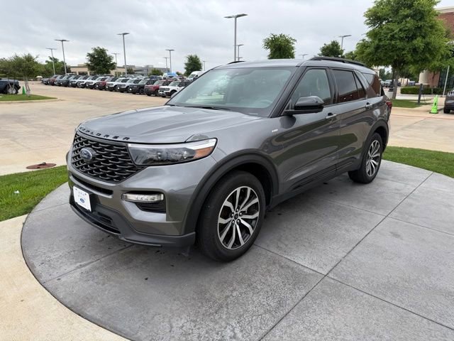 Used 2022 Ford Explorer ST-Line w/ Class IV Trailer Tow Package RWD image 3