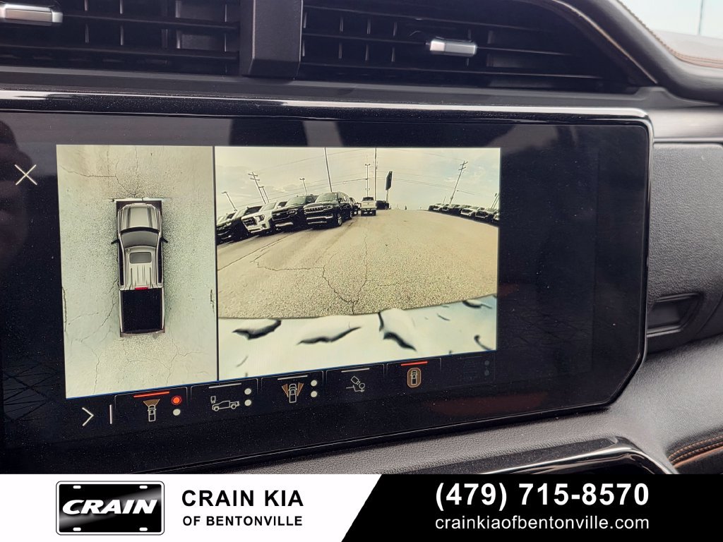 Used 2025 GMC Sierra 1500 AT4 AWD/4WD image 17