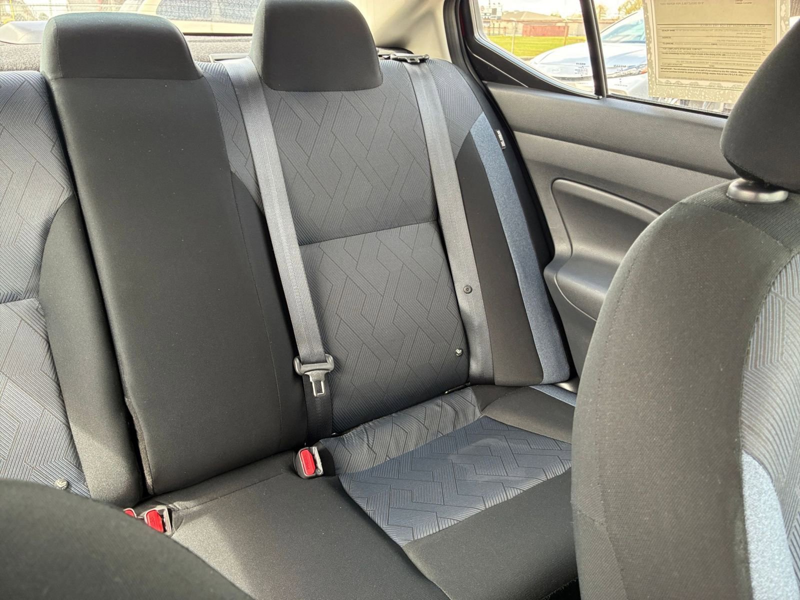 Used 2025 Nissan Versa SV image 30