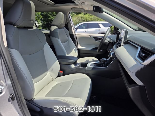 Used 2025 Toyota RAV4 XLE Premium FWD image 18