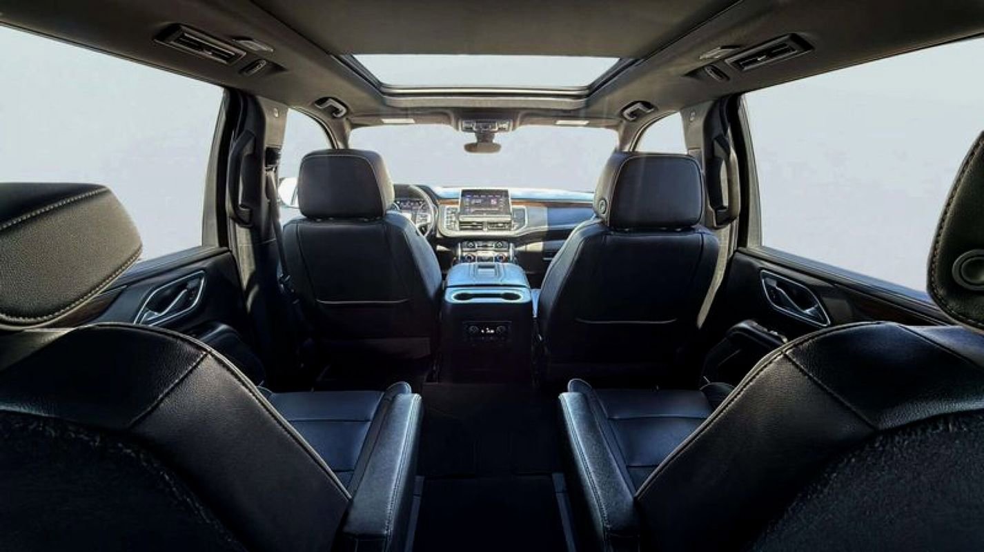 Used 2021 Chevrolet Tahoe Premier w/ Premium Package AWD/4WD image 8