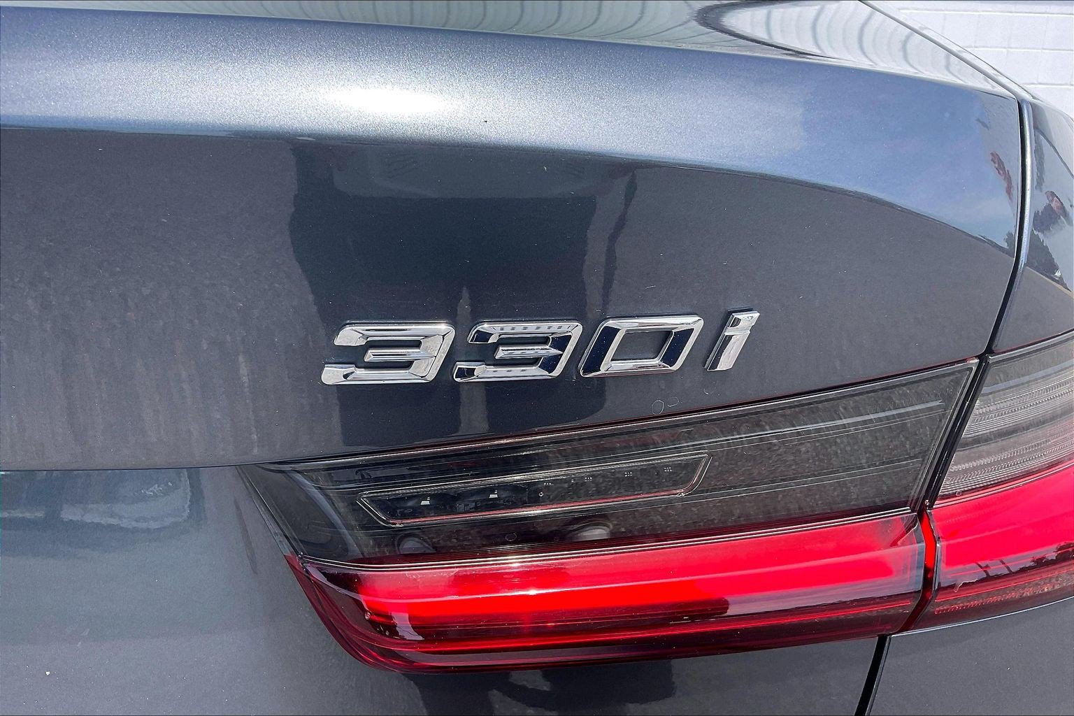 Used 2022 BMW 330i xDrive Sedan w/ Driving Assistance Package AWD/4WD image 10