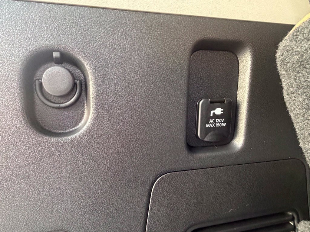Used 2025 INFINITI QX80 Sensory AWD/4WD image 45