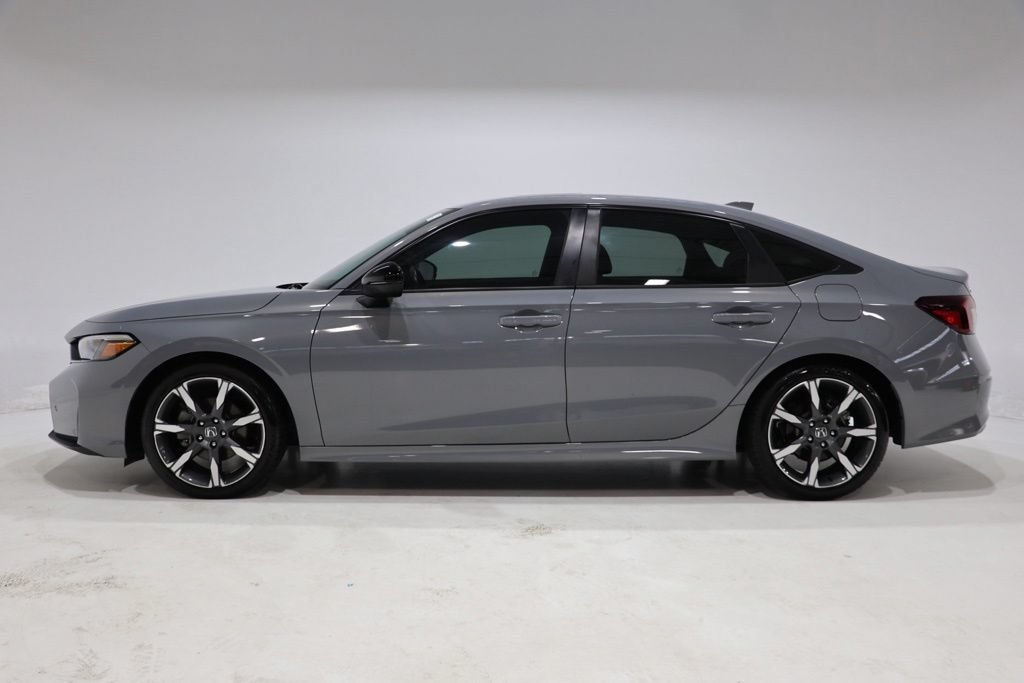 Used 2025 Honda Civic Sport Touring image 4
