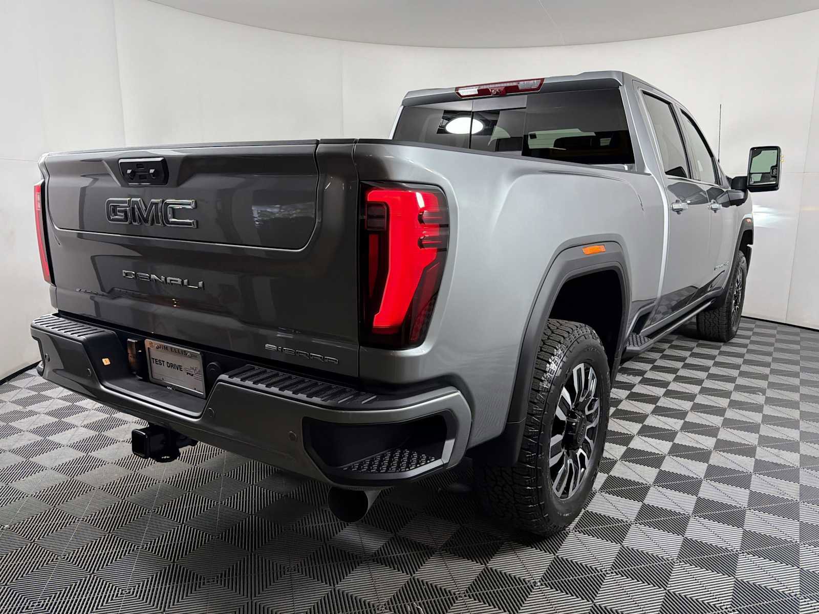 New 2026 GMC Sierra 2500 Denali Ultimate AWD/4WD image 6