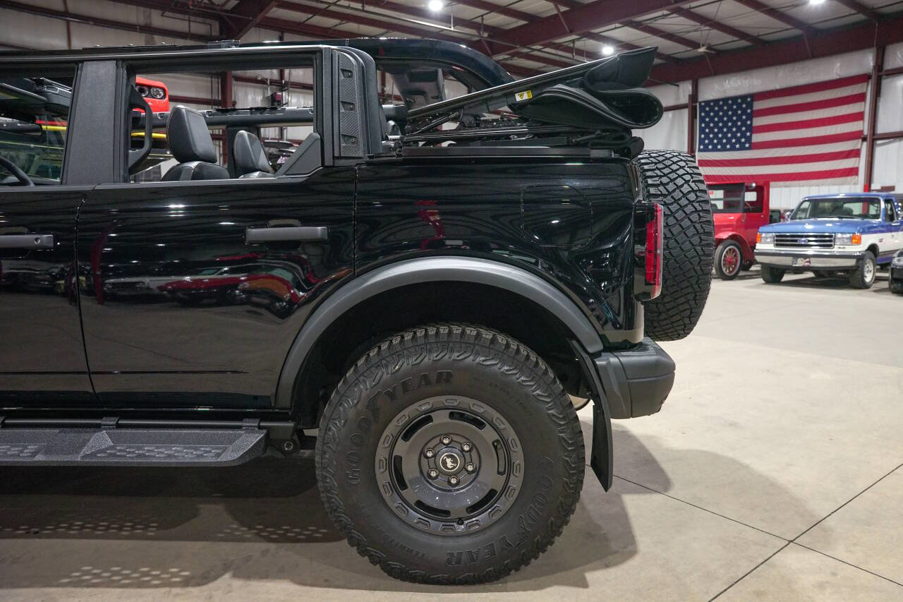 Used 2024 Ford Bronco Badlands image 5