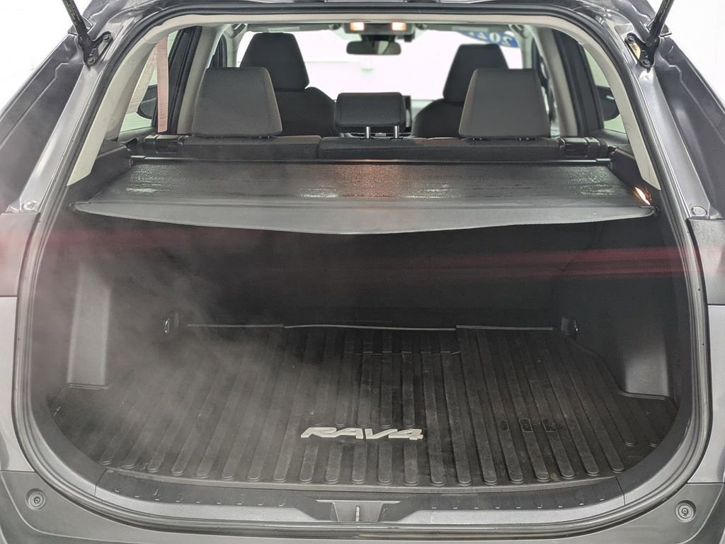 Used 2021 Toyota RAV4 XLE w/ XLE Grade Weather Package image 11