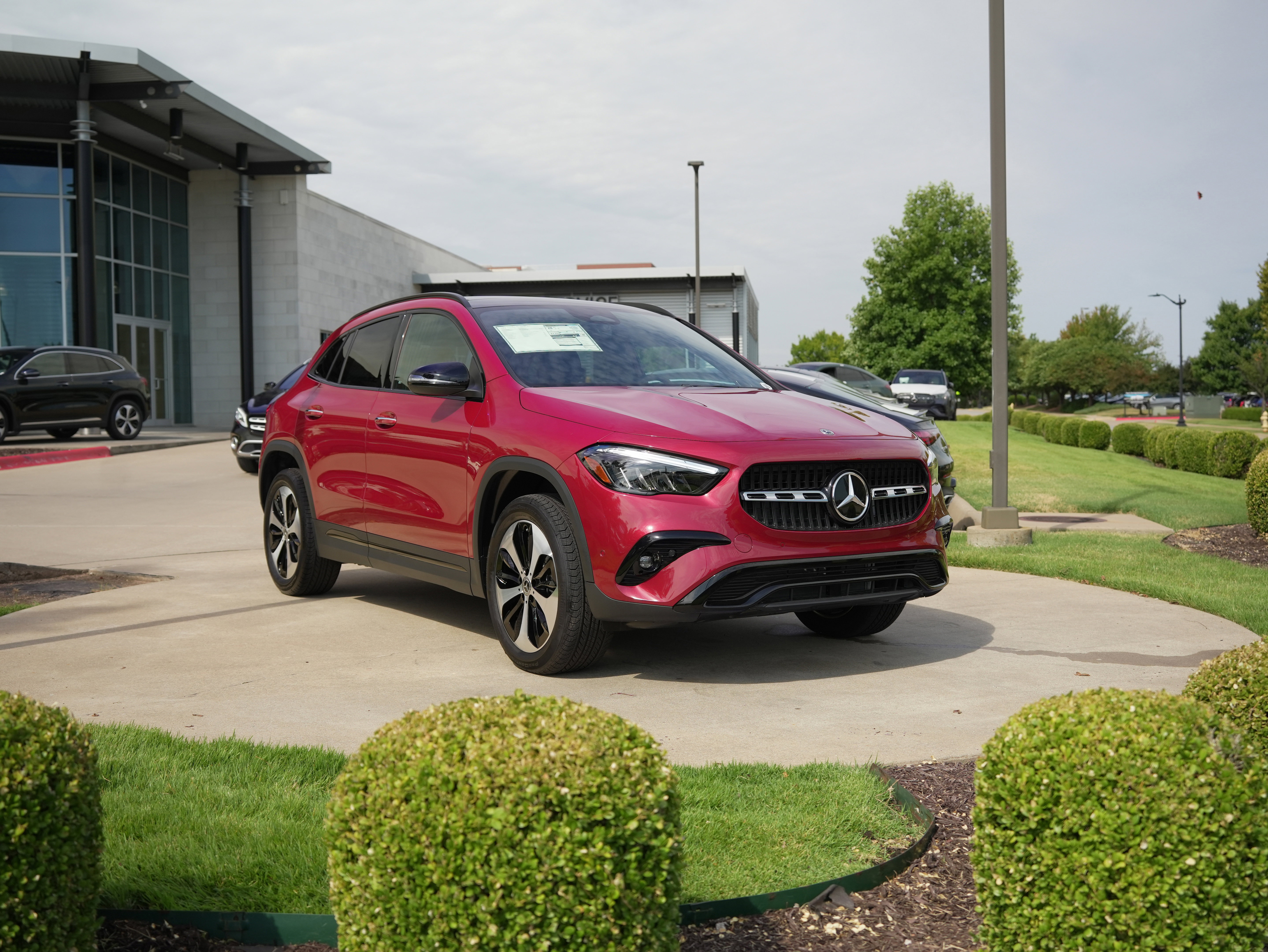New 2026 Mercedes-Benz GLA 250 4MATIC image 1
