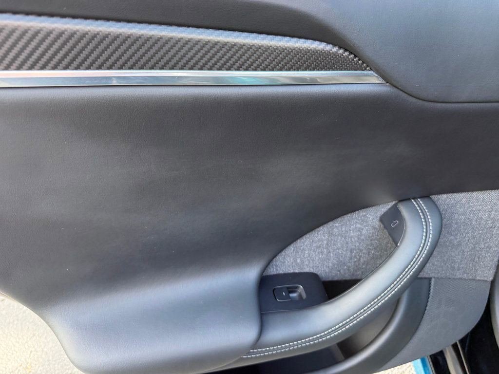Used 2022 Tesla Model S Plaid image 26