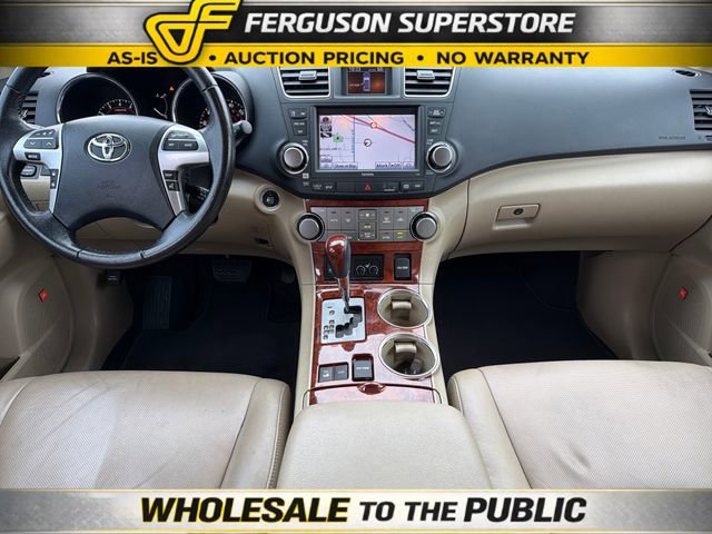 Used 2012 Toyota Highlander Limited w/ Tow Pkg AWD/4WD image 9