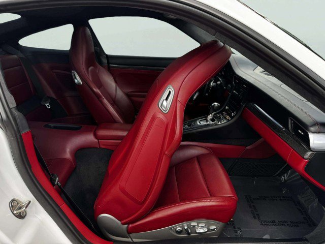 Used 2017 Porsche 911 Turbo S image 46