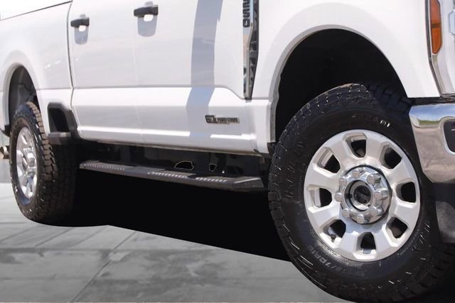 Certified 2024 Ford F250 XLT w/ FX4 Off-Road Package AWD/4WD image 3