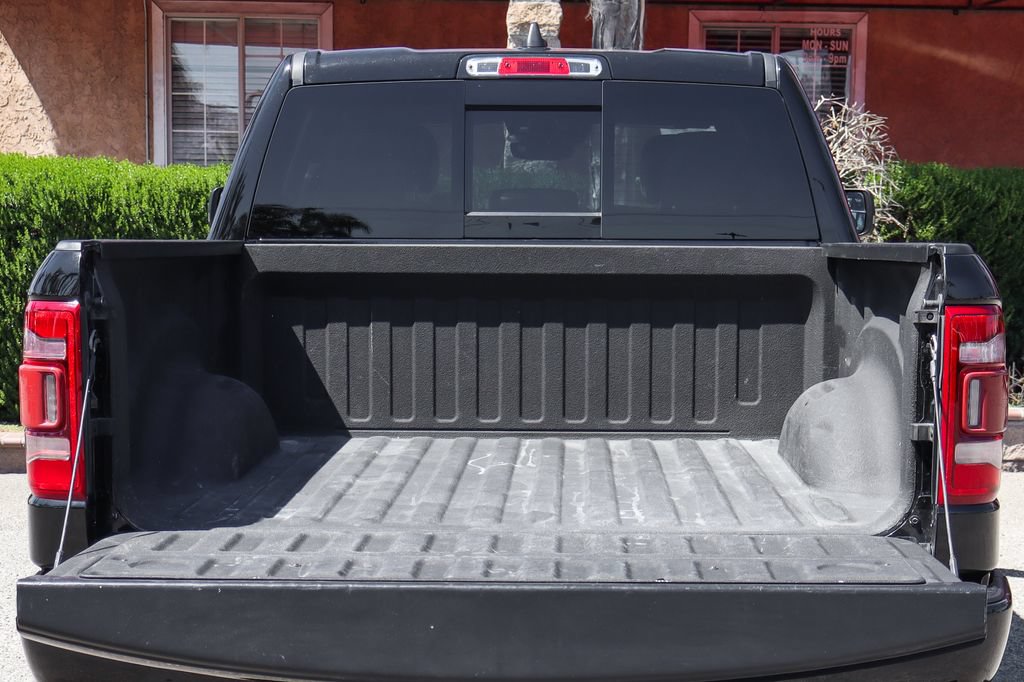 Used 2021 RAM 1500 Laramie AWD/4WD image 8