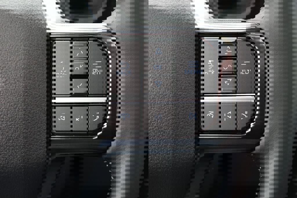 New 2026 Ford F450 Platinum w/ FX4 Off-Road Package image 32