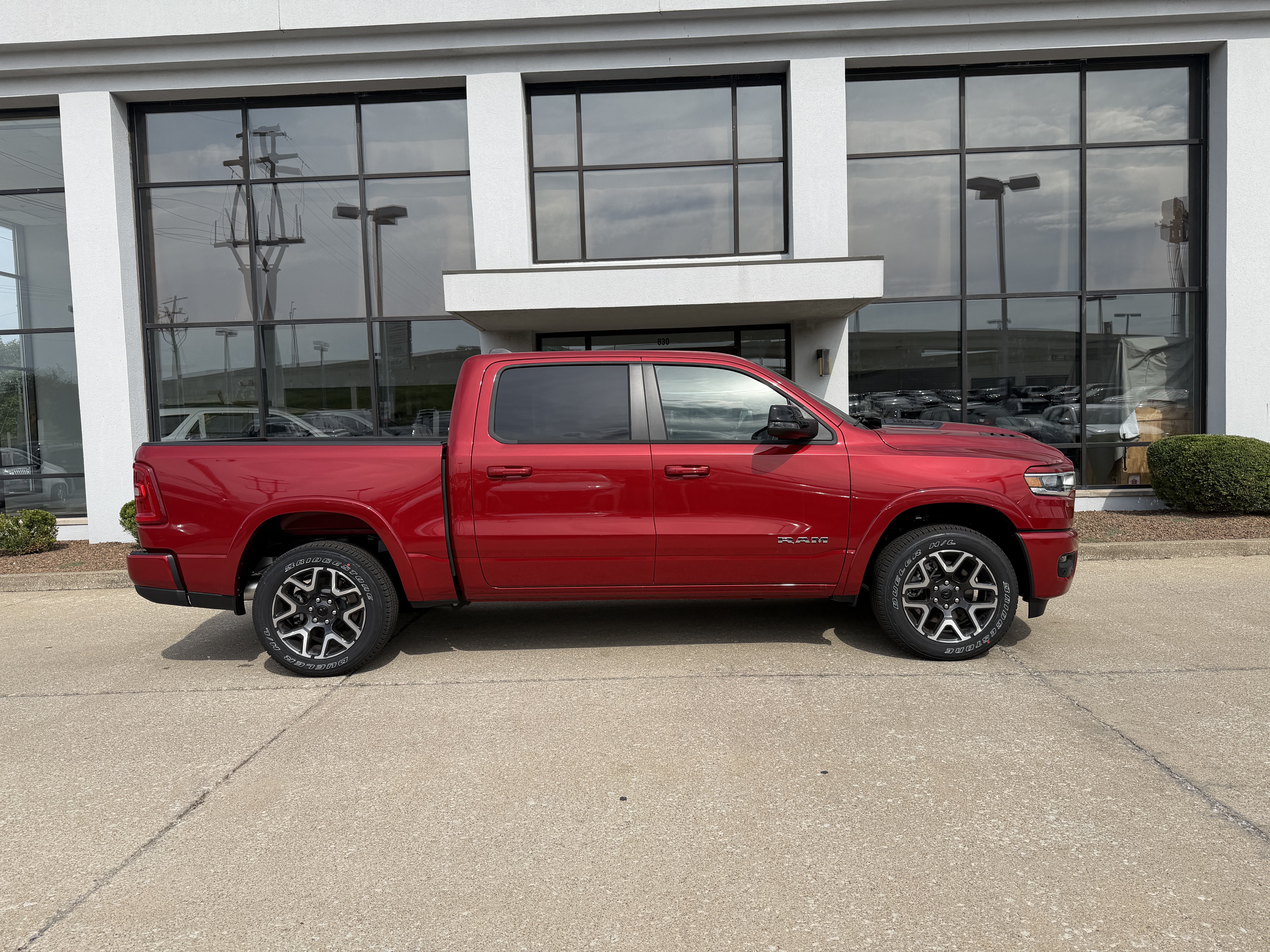 New 2026 RAM 1500 Laramie w/ Sport Appearance Package AWD/4WD image 3