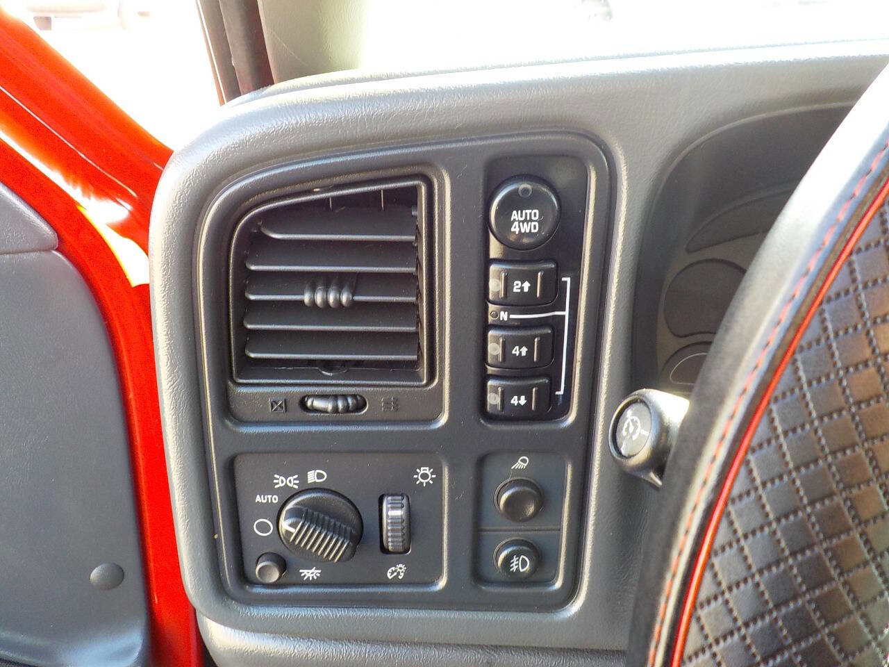 Used 2006 Chevrolet Silverado 1500 LT w/ Light Duty Power Package image 17