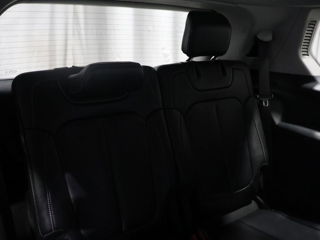 Used 2021 Jeep Grand Cherokee L Limited image 23